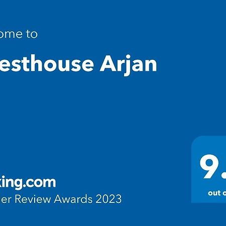 Guesthouse Arjan Berat Eksteriør bilde