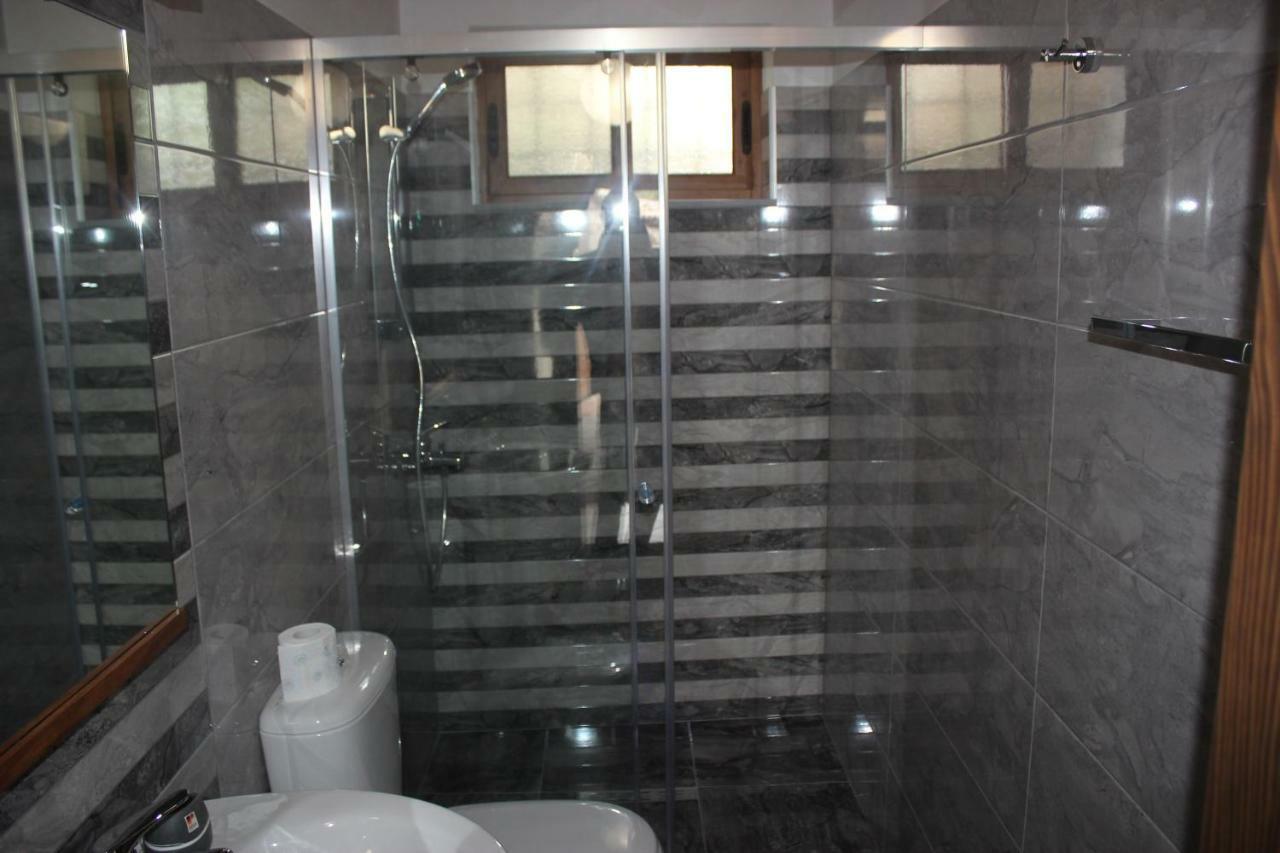 Guesthouse Arjan Berat Eksteriør bilde